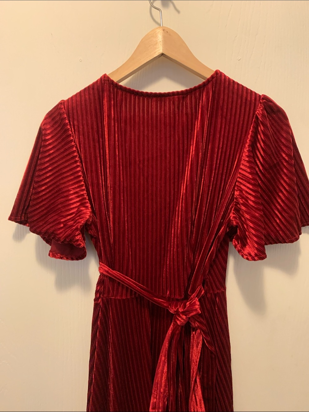 Simple Red Velvet High-Low Wrap Dress - Picture 4 of 5